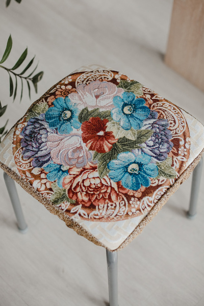 b903fbf9-41cf-4b1a-b81f-1b084efe542d